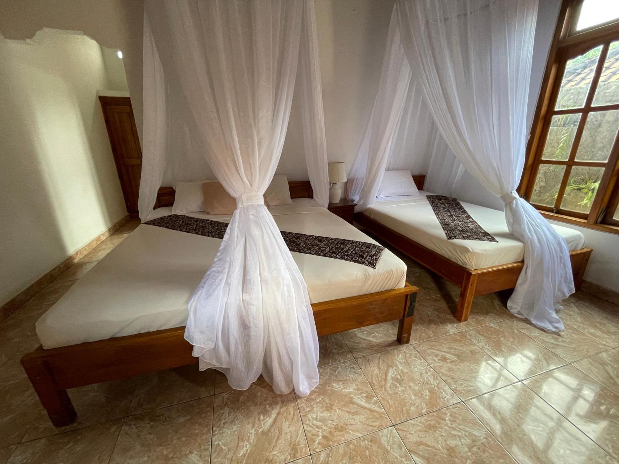 Kubu Elsa Bali Hotel Lovina Cameră foto